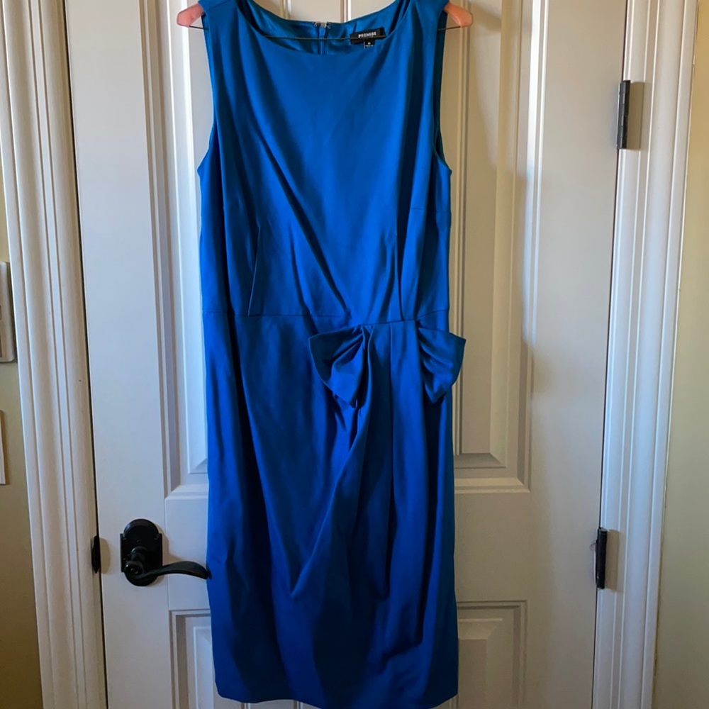 Premise dress with bow at waist